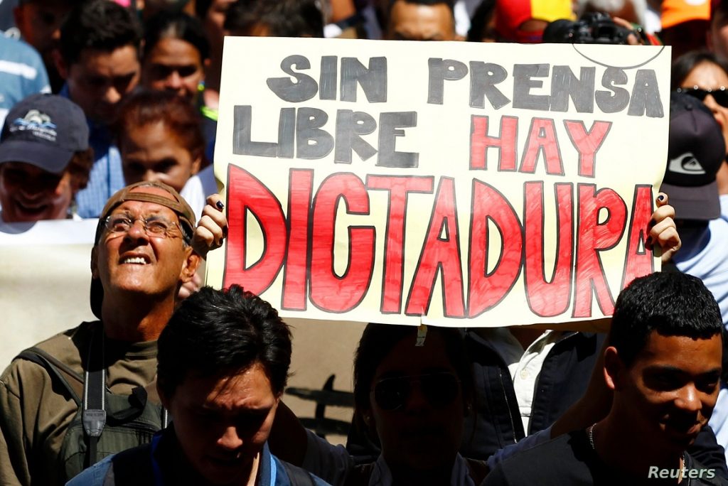 Espacio Público: Casos de violación a la libertad de expresión bajaron 15%