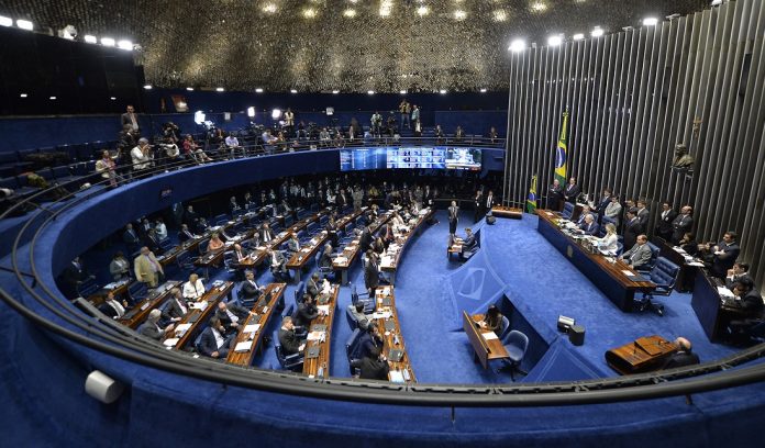 Senado brasileño investiga la gestión de Bolsonaro con la COVID