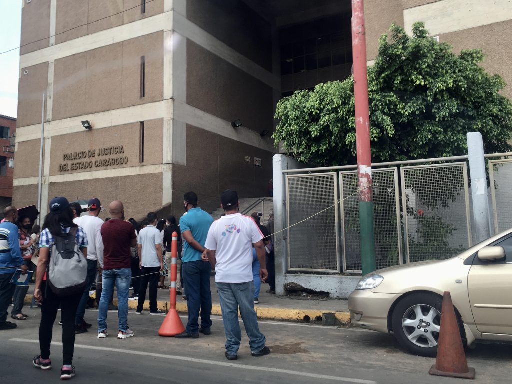 Abogado denunció imposición de defensores públicos a casos de violencia de género que cursan en tribunales carabobeños