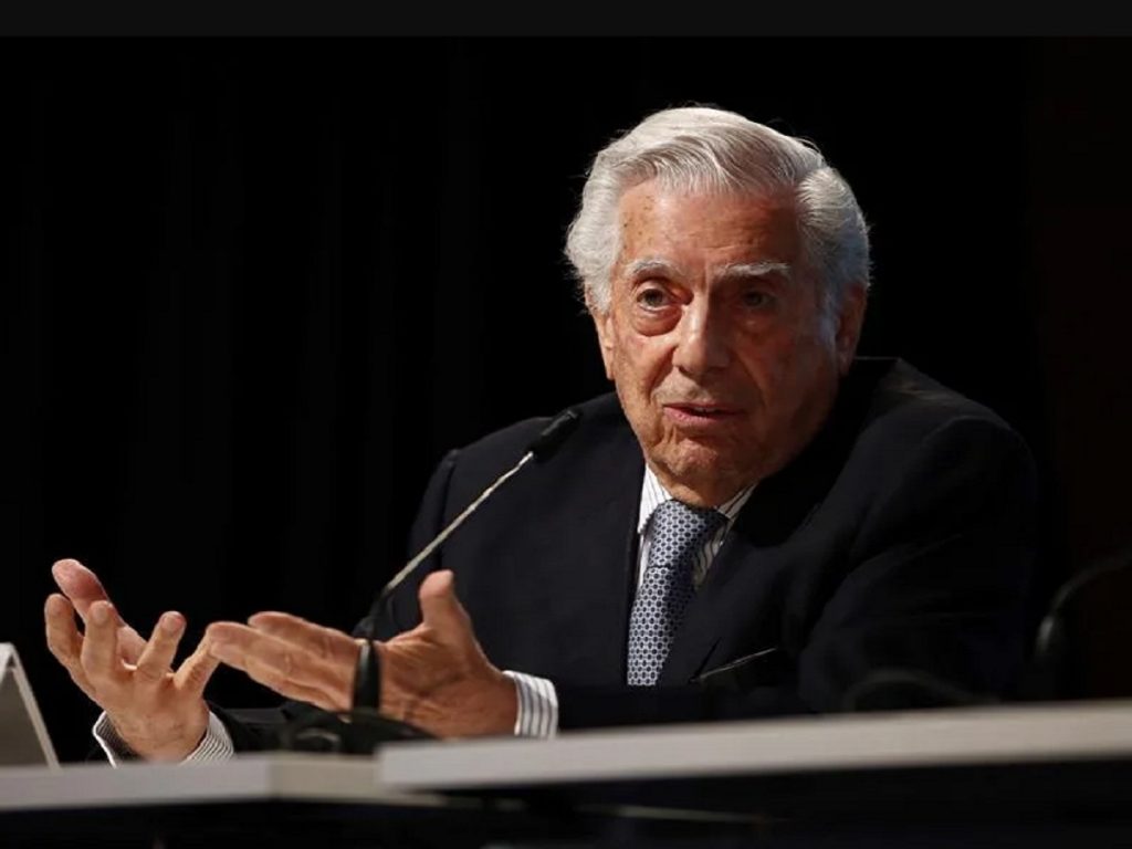 Mario Vargas Llosa critica la dictadura de la cultura de la cancelación