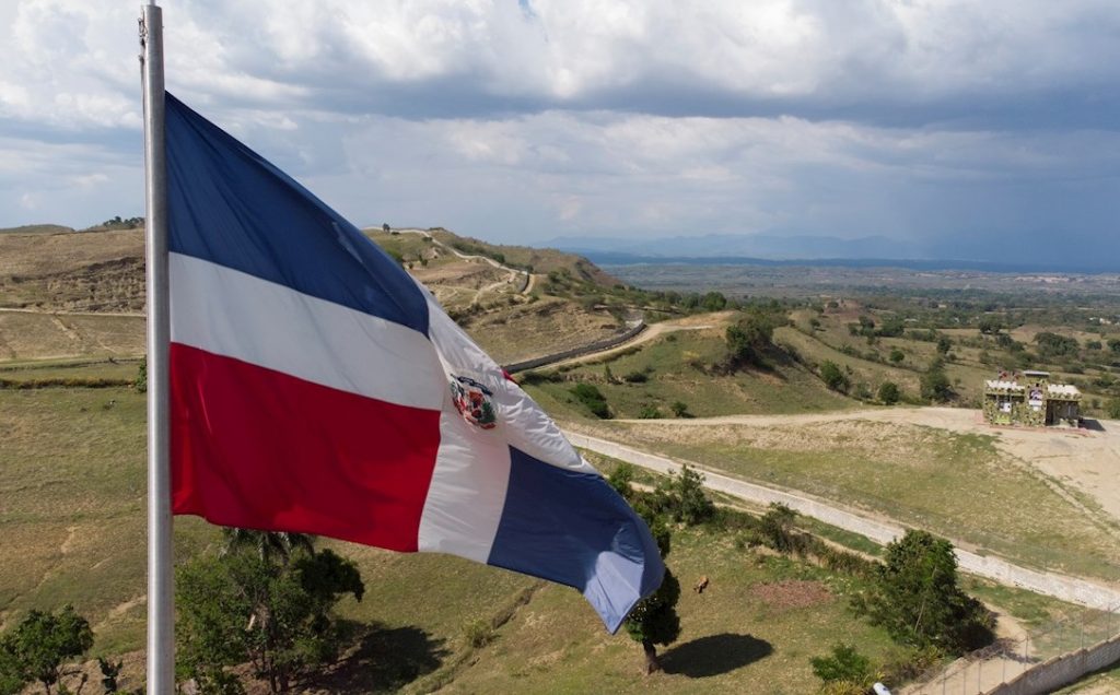 República Dominicana está dispuesta a dar permiso de trabajo a venezolanos con documentos vencidos