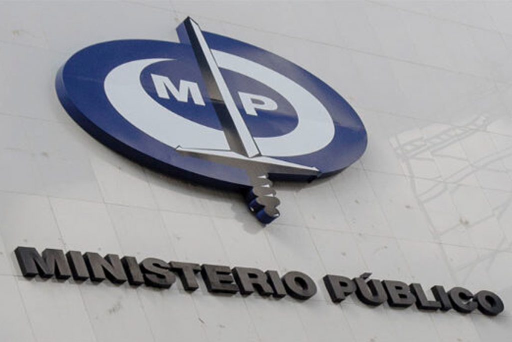 Fiscalía cita a González Urrutia y advierte orden de aprehensión si no asiste