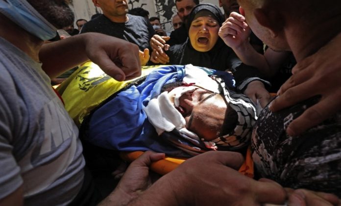 Mueren tres palestinos por disparos israelíes en enfrentamientos en Cisjordania