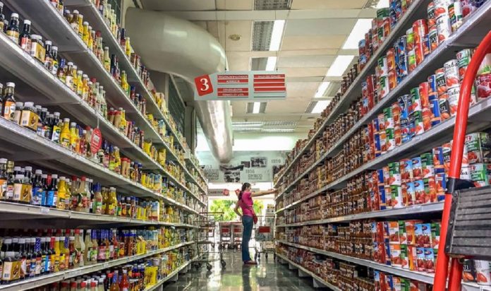 Venezuela tuvo una inflación de 33,4% en abril, según el OVF