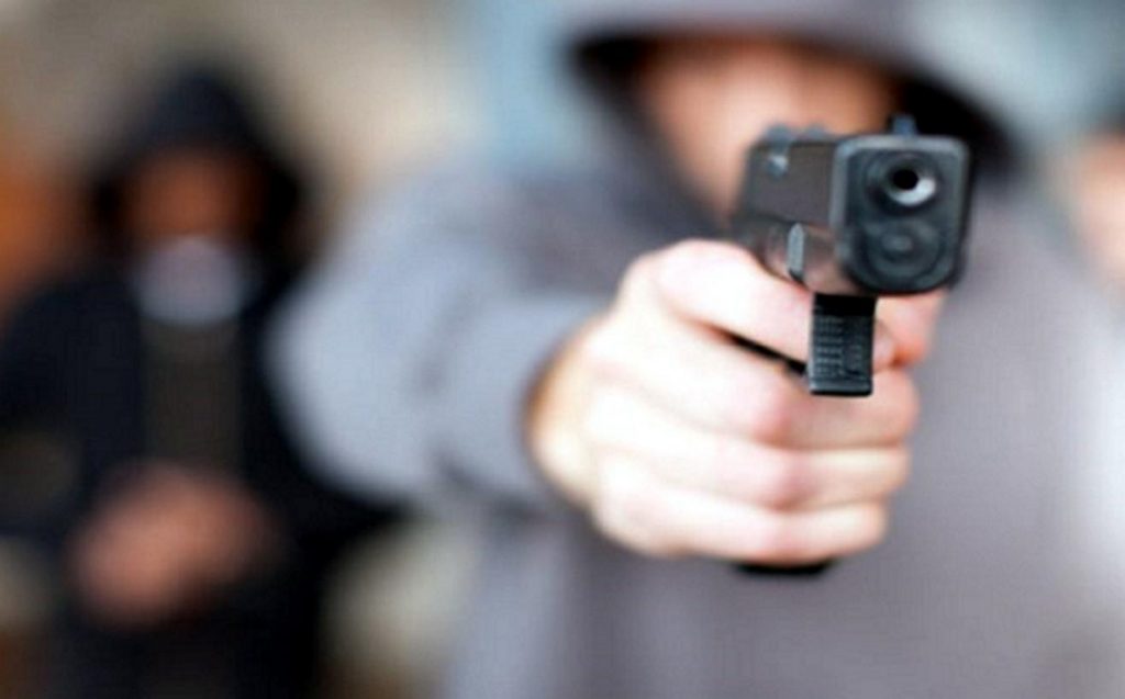 Baleado venezolano dentro de su local comercial en Perú