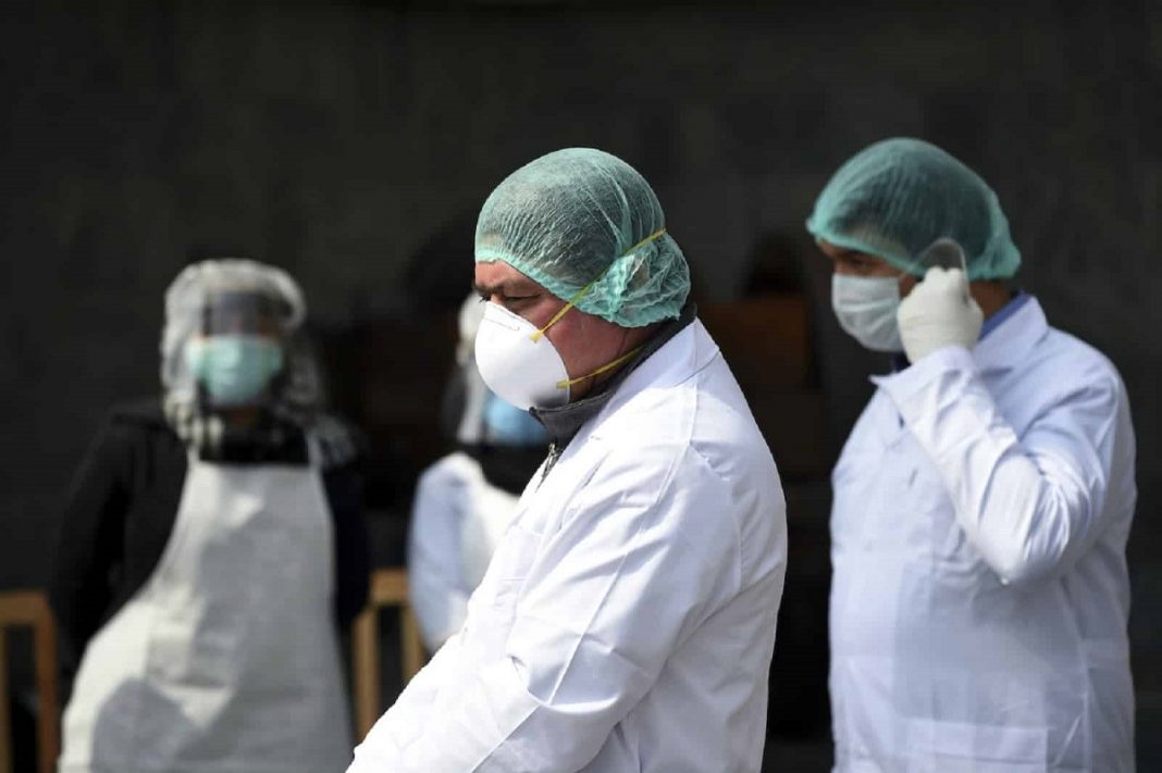 MUV: Murieron 14 trabajadores de la salud por COVID-19 en una semana