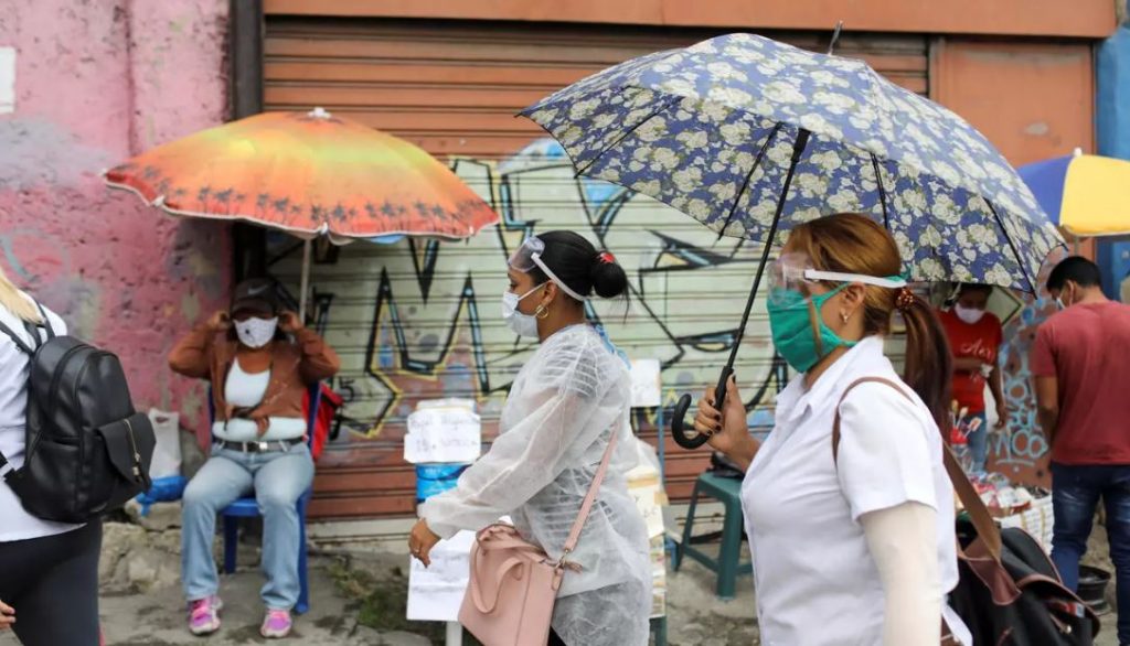 Mil 009 casos de COVID-19 registró el país este jueves, Carabobo concentra 27 de ellos