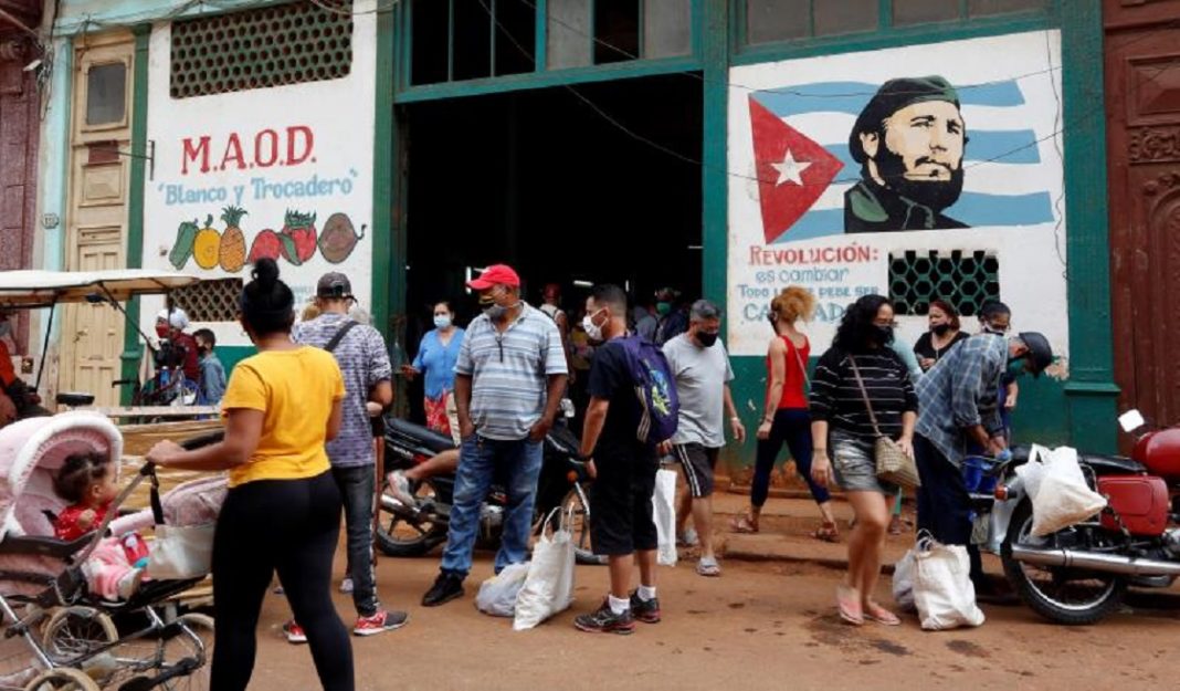 Cuba entregará ayuda humanitaria extranjera directamente a familias