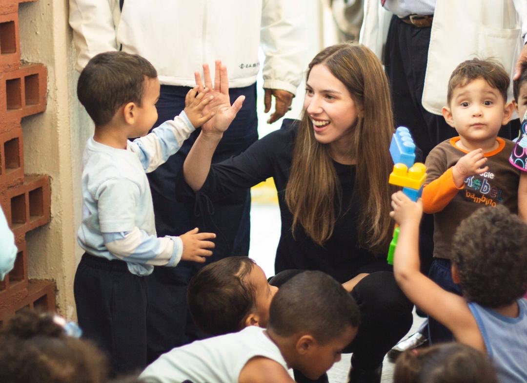 Fabiana Rosales: “Luchamos para que los niños tengan futuro y vivan en libertad”