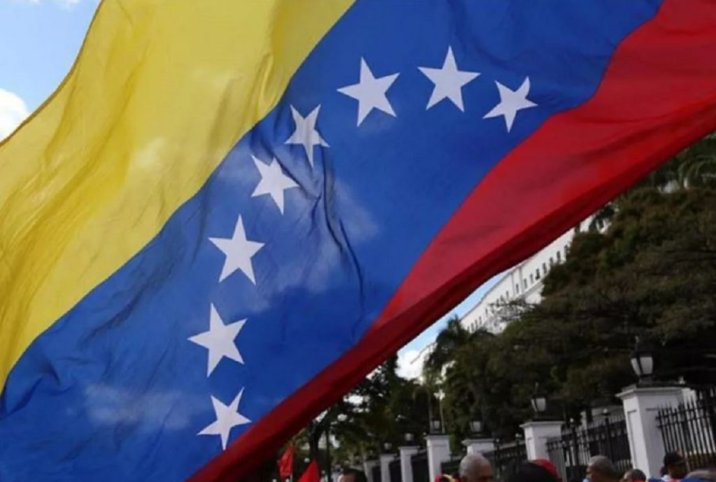 Expertos estadounidenses: Oposición y chavismo deben sentarse a negociar