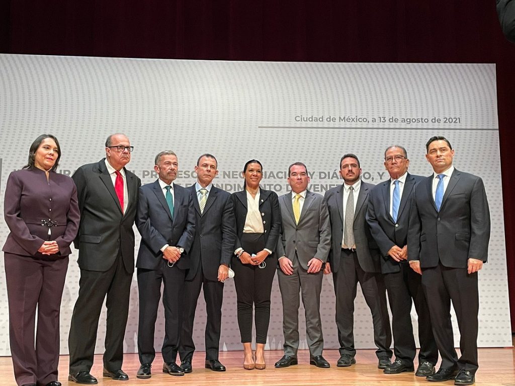 Delegados opositores se comprometen a lograr pacto de convivencia democrática