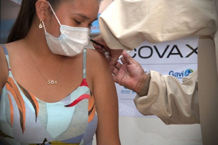 Julio Borges urge a otros países a donar vacunas antiCOVID a Venezuela