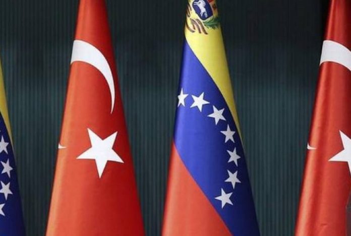Chavismo reitera apoyo a Turquía al celebrar el aniversario de su República