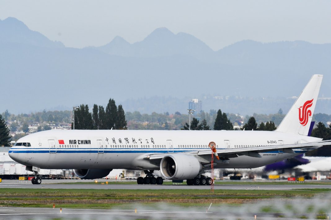 Directora financiera de Huawei aterriza en China tras ser liberada en Canadá