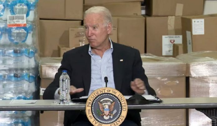 Biden pide acción urgente climática tras ver daños de Ida en noreste de EE.UU.