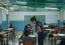 Federación de Maestros reporta asistencia mínima de docentes en las aulas