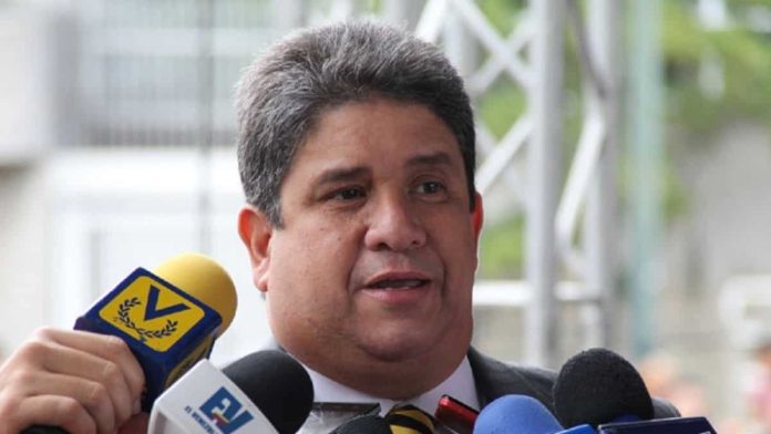 Diputado José Gregorio Correa insiste en que la oposición presente candidaturas únicas
