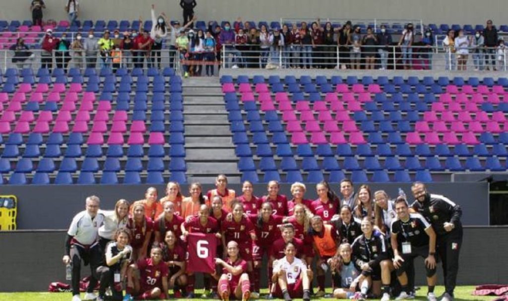 vinotinto femenina