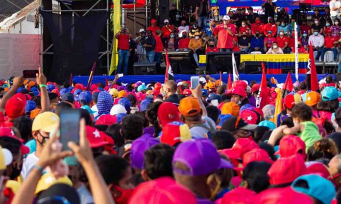 Medios estatales favorecen la campaña chavista en sus espacios web, denuncia Súmate