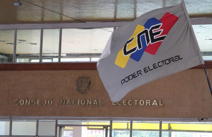 CNE anunció cambios de último minuto para las elecciones barinesas