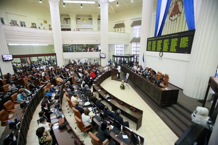 Sandinismo acapara 75 escaños de 90 en el Parlamento nicaragüense tras controvertidos comicios