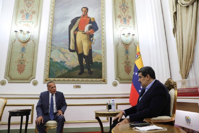 Gobernador electo del Zulia, Manuel Rosales, fue recibido este martes en Miraflores