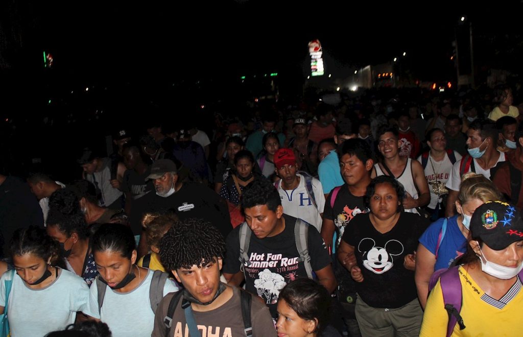 Nueva caravana de migrantes salió del sureste de México con rumbo a EE.UU.