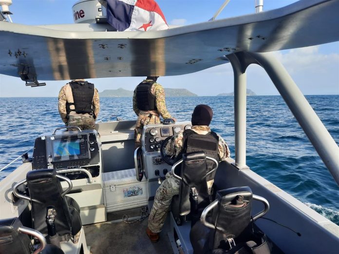 Rescatados tres de los cinco ocupantes de una avioneta que cayó al mar en Panamá