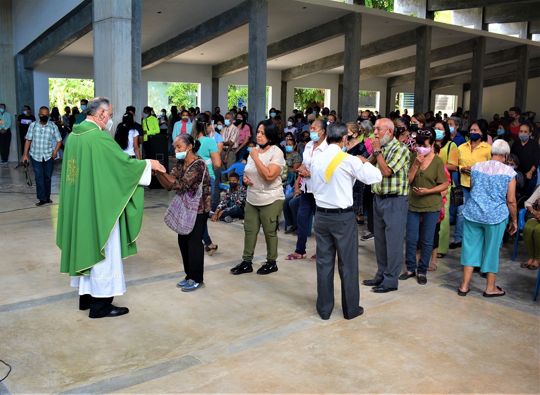 Comunidad parroquial de San Juan Bosco festejó su fiesta patronal en Valencia