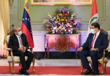 Ejecutivo chavista recibió cartas credenciales de nuevos embajadores de Perú y Argelia