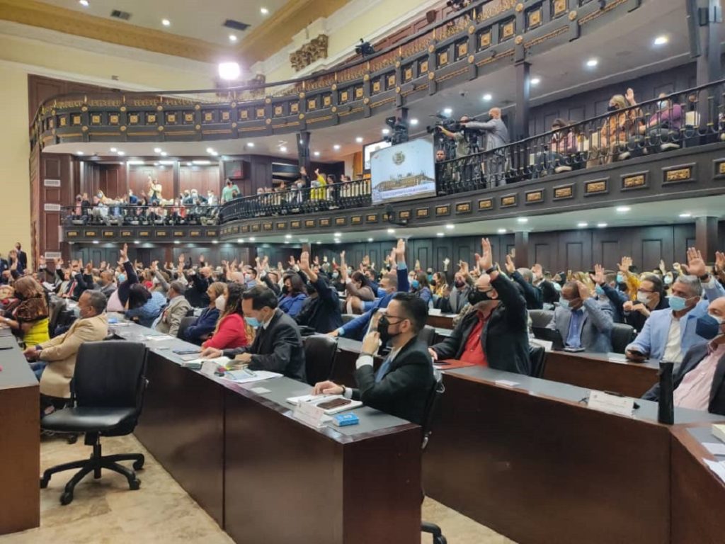 Parlamento chavista avalará acciones de la Fiscalía contra Juan Guaidó
