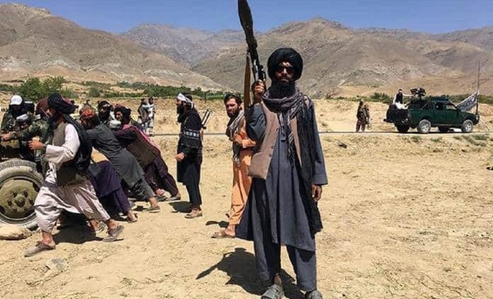 talibanes y fuerzas turcomanas