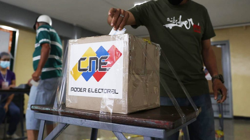 Analista señala que elecciones regionales marcaron “doble rebelión” contra Maduro y el G4