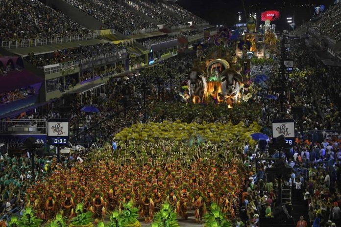 Río cancela el carnaval 