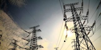 Carabobo y otros estados del país reportaron fuerte fluctuación eléctrica este sábado