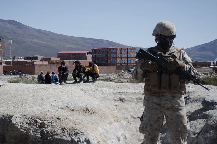 Chile extiende nuevamente la militarización