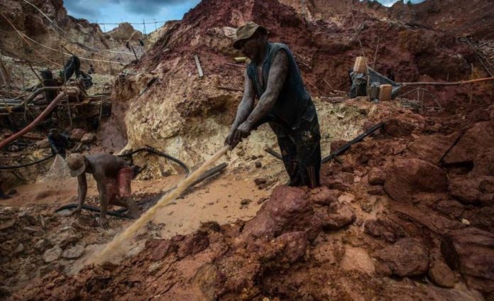 Fundaredes denuncia impacto ambiental por extracción de oro en el estado Bolívar