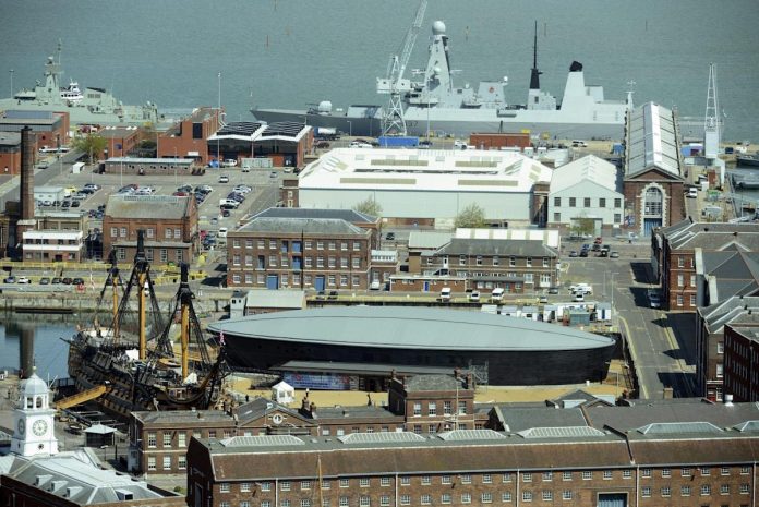Reino Unido impulsa con 4 mil 700 millones su industria naval civil y militar