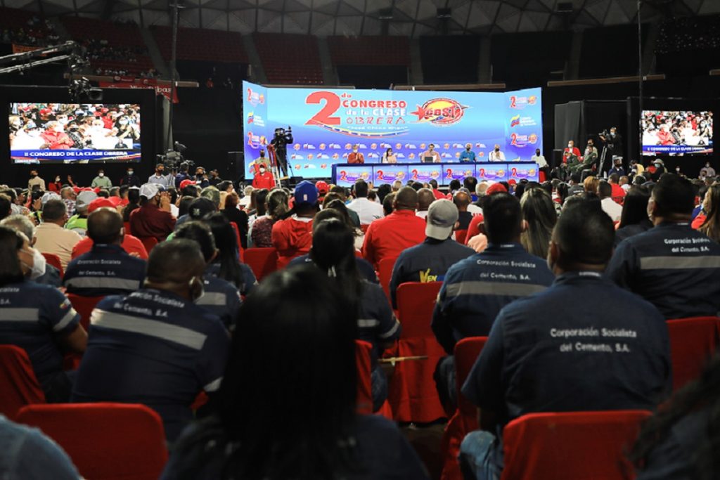 Maduro anunció aumento de salario mínimo a medio Petro este jueves