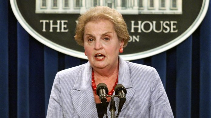 Kamala Harris lamentó la muerte de Madeleine Albright, “líder amada y brillante”