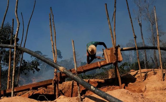 explotación minera en Amazonía