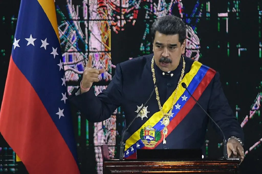 NYT: Maduro liberó dos estadounidenses encarcelados tras reunión con delegados de Washington