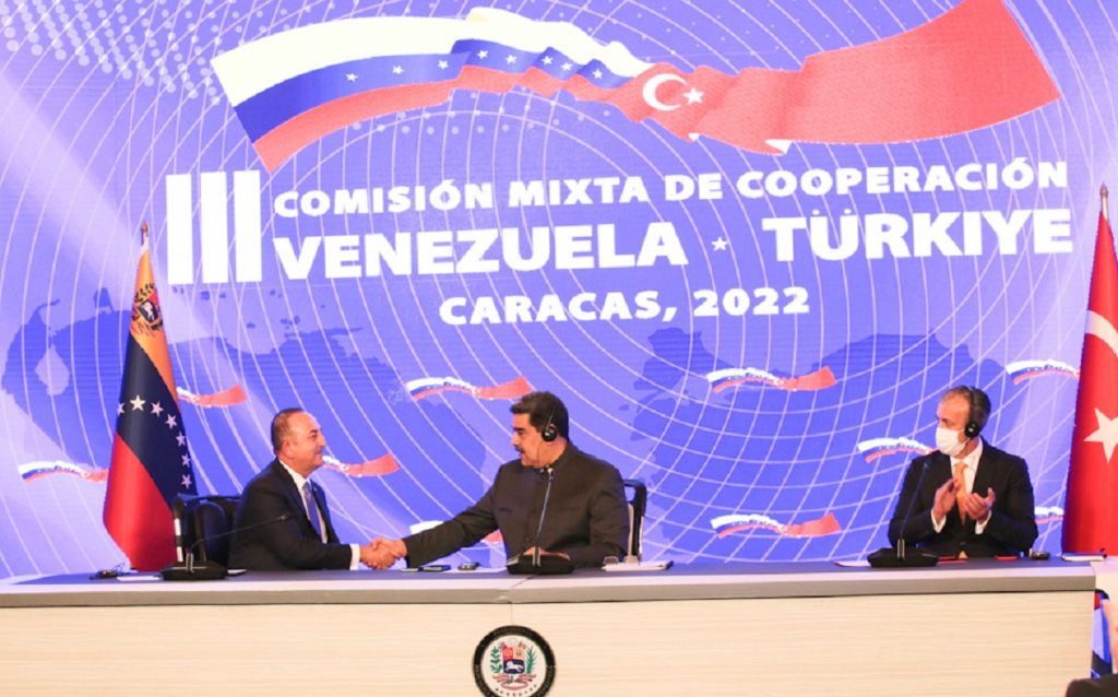 Maduro dice que es momento de expandir la inversión de Turquía en Venezuela