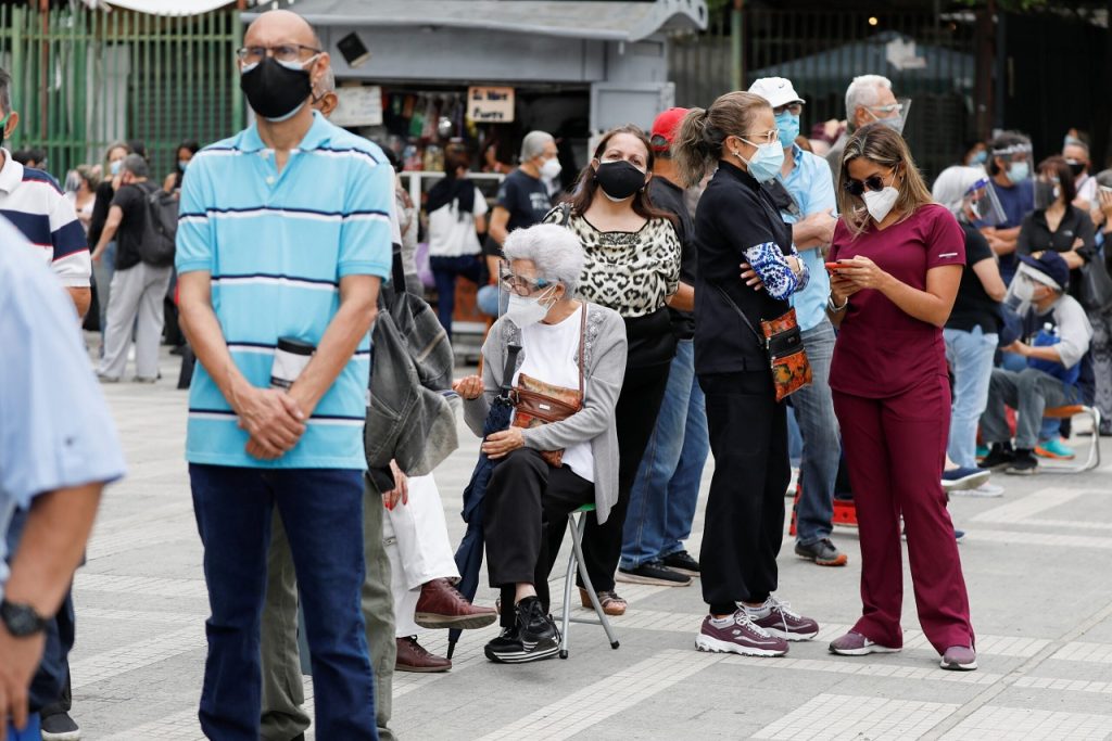 Contagios de este viernes rozaron los 200 en todo el país, Carabobo contó 43