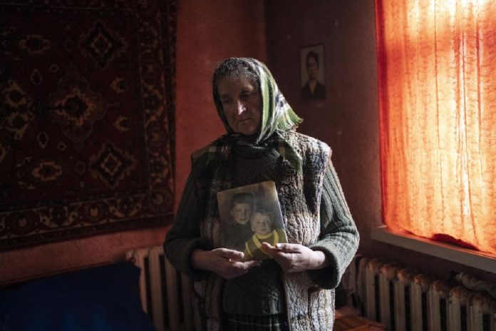 Ancianos en Ucrania