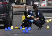 Al menos cinco dispararon en tiroteo que dejó seis muertos en California