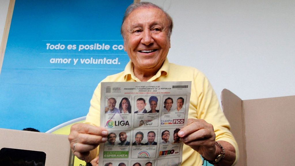 Rodolfo Hernández está consciente de que muchos le darán su voto para frenar a Petro