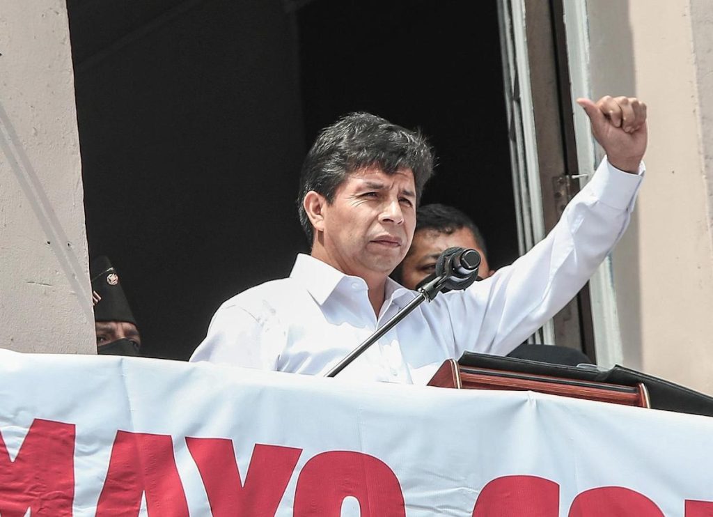 Peruano Pedro Castillo promoverá ley para que reos trabajen y asuman sus gastos en prisión