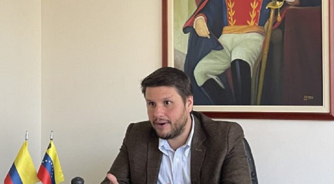 Diplomático Eduardo Battistini: “Maduro busca asaltar el poder en Colombia”