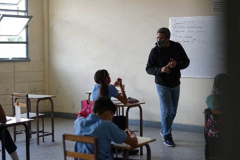 Informe revela la grave situación de los docentes en Venezuela